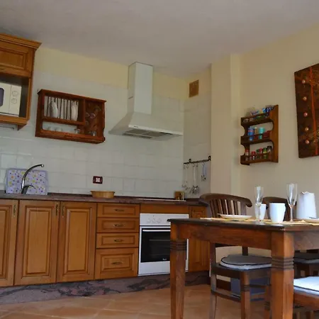 Castanos Country house *