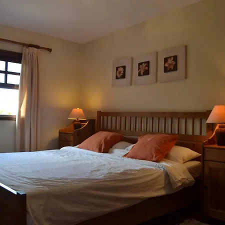 Castanos Country house